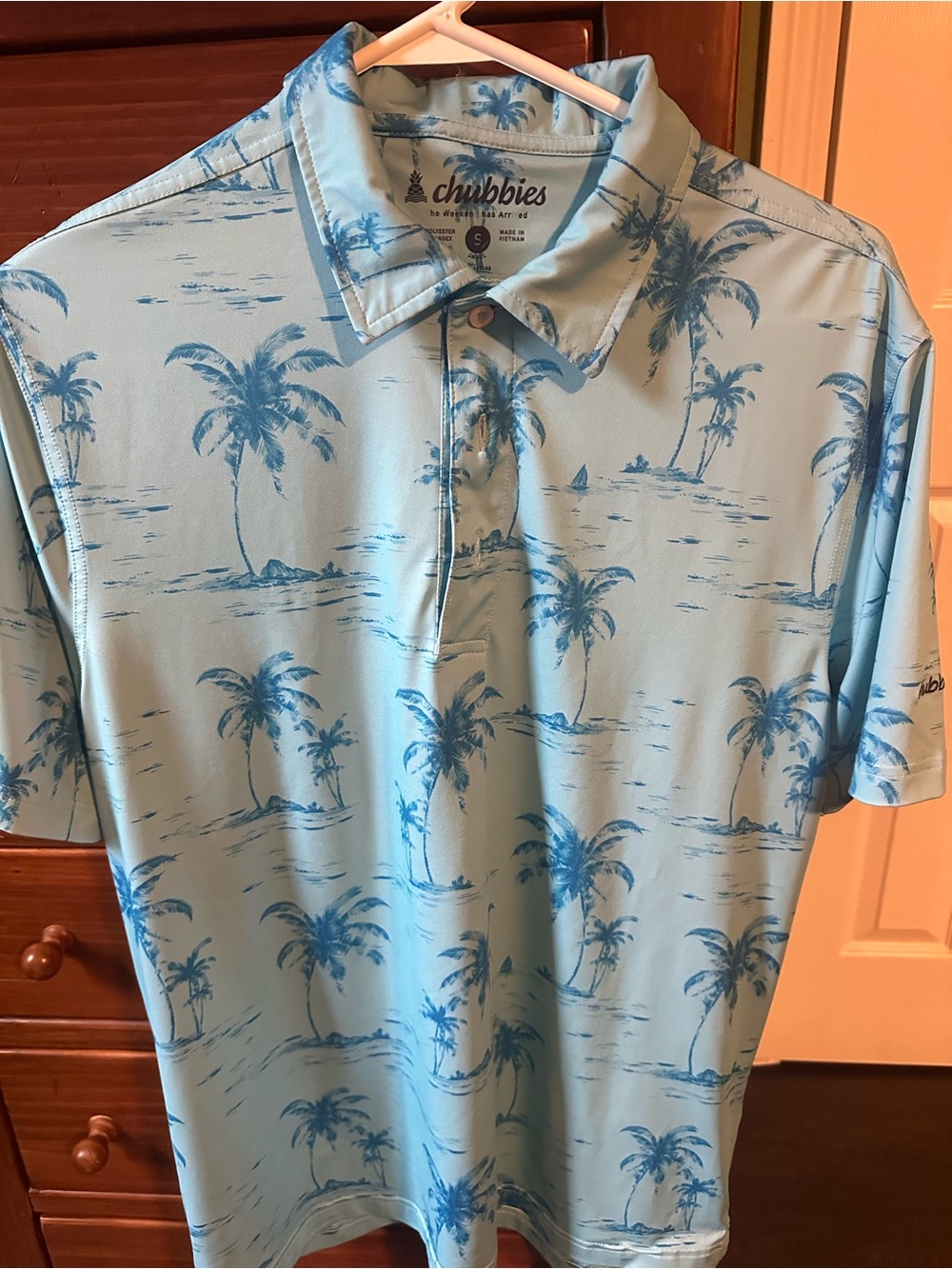 chubbies Men's Light Blue Palm-Print Polo
